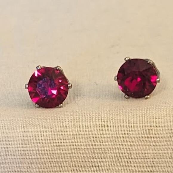 Red Crystal Stud Post Earrings in Silver Tone Setting - Picture 6 of 7